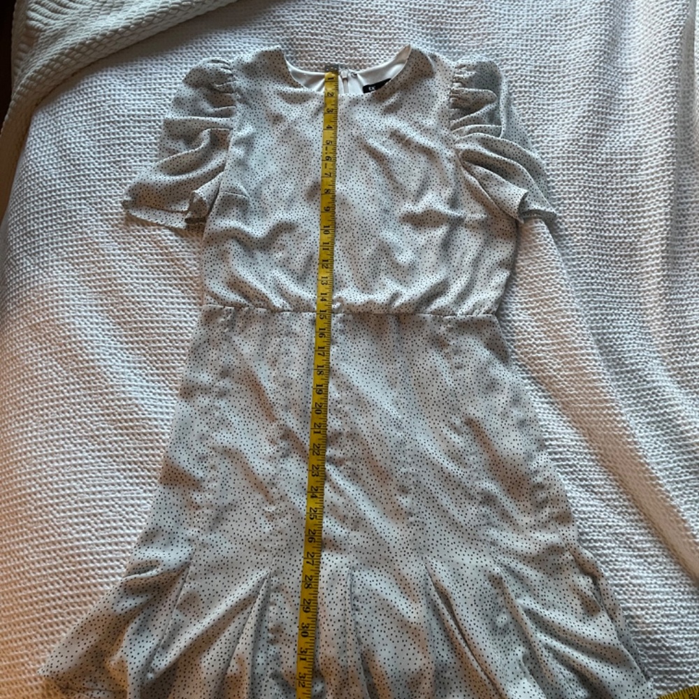 Short Dotted Dress - Picture 9 of 13